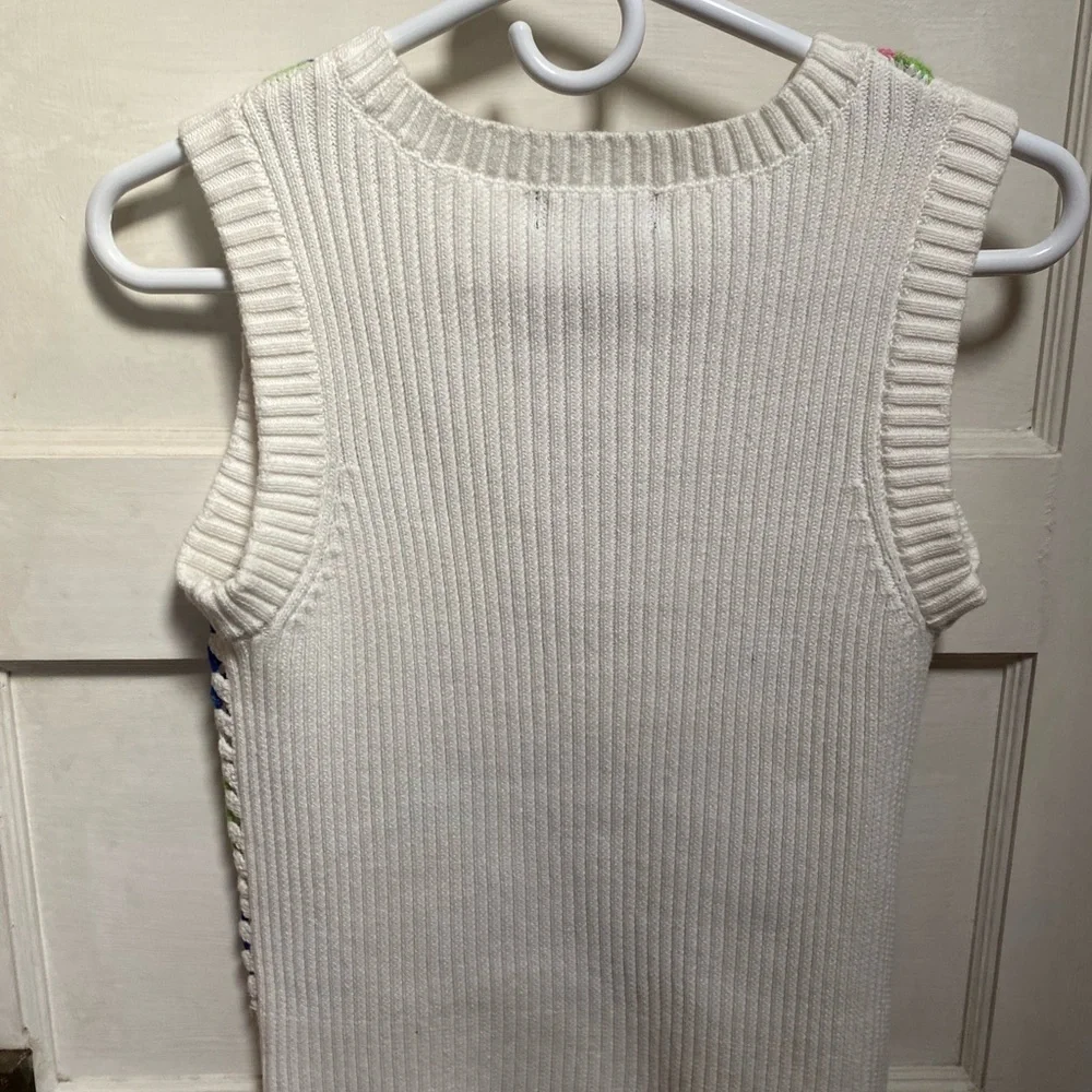 Colorful Crochet Patterned Vest - Picture 2 of 2